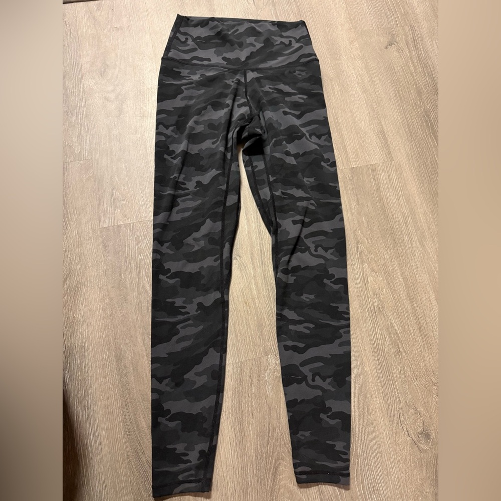 Colorfulkoala Camouflage leggings